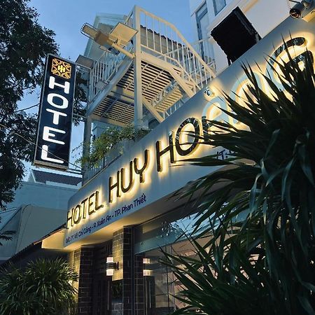 Huy Hoang Hotel Phan Thiết Esterno foto