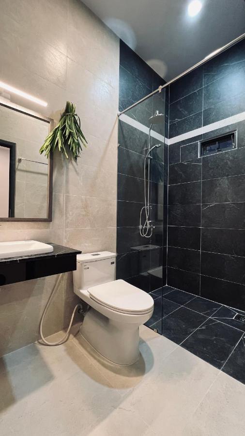 Huy Hoang Hotel Phan Thiết Esterno foto